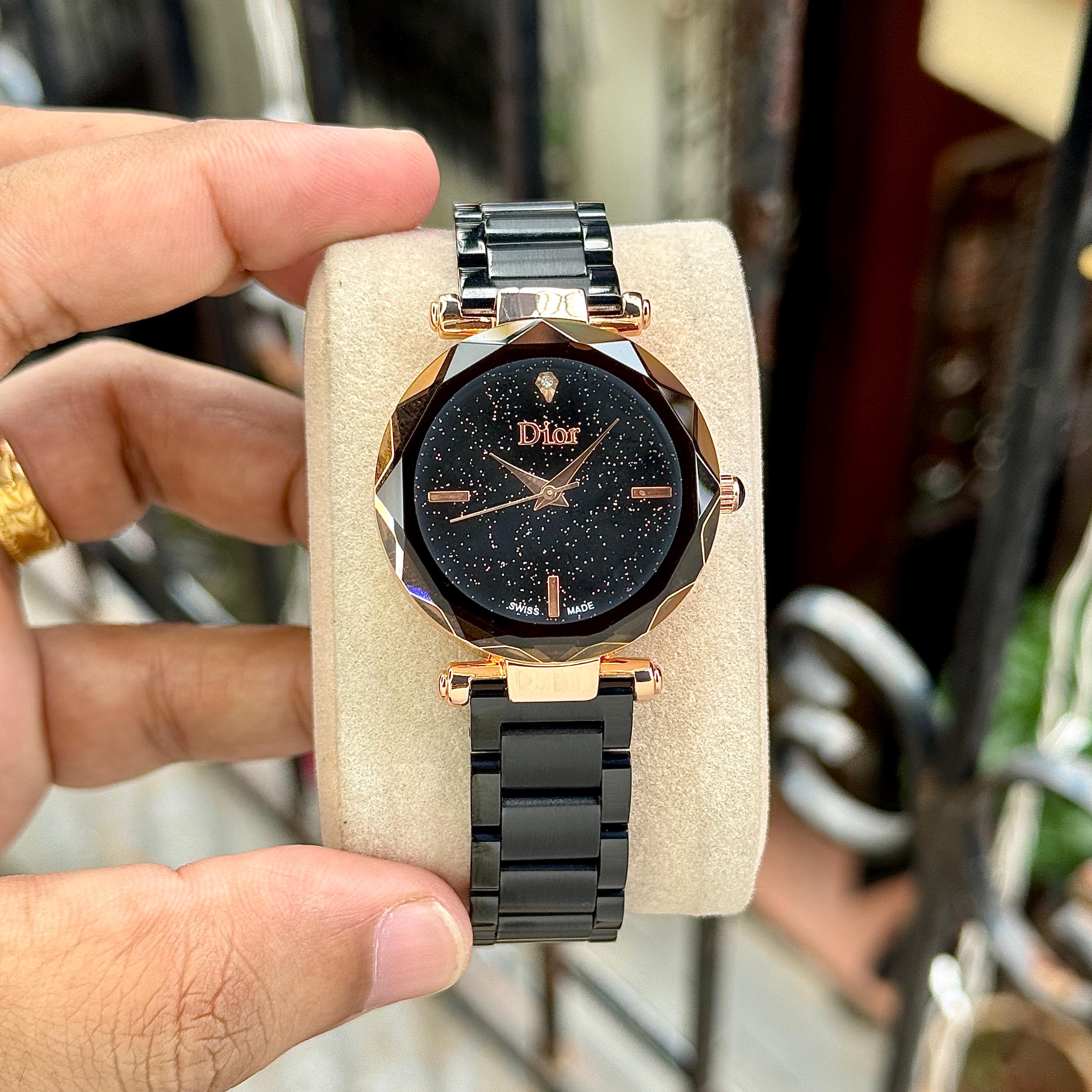 DIOR STARLIGHT EDITION – ELEGANCE WITH CELESTIAL SPARKLE