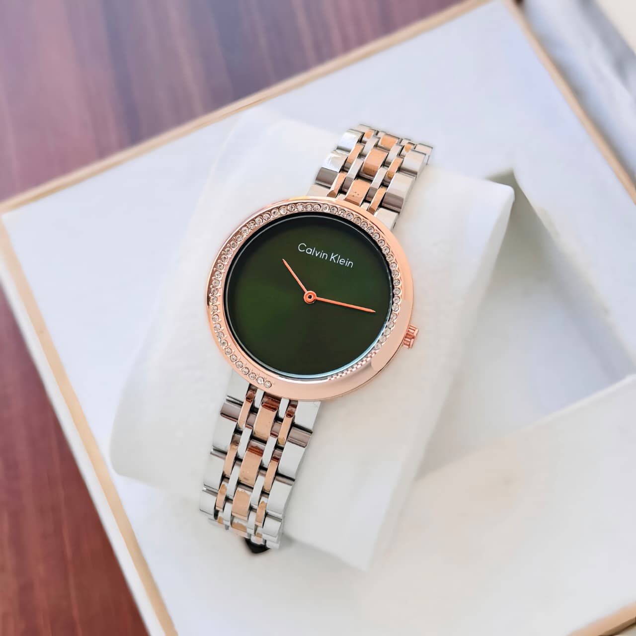 Calvin Klein Burst Analog